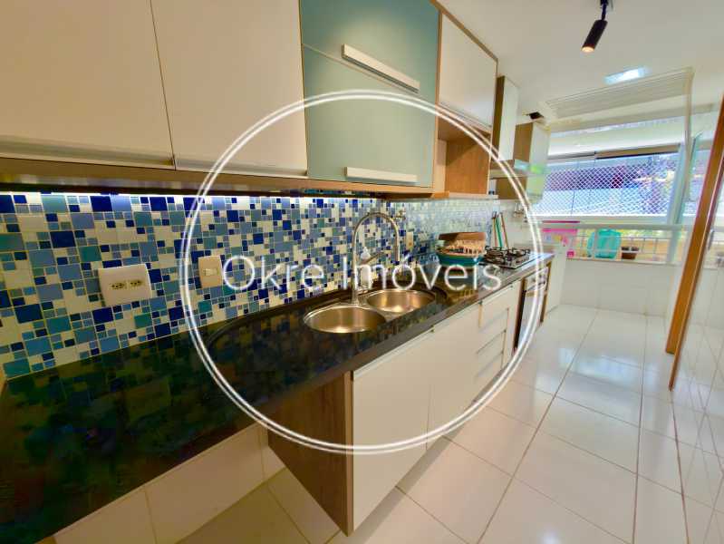 b4ba7ff4-46a1-4faf-b99f-72a1f2 - 27