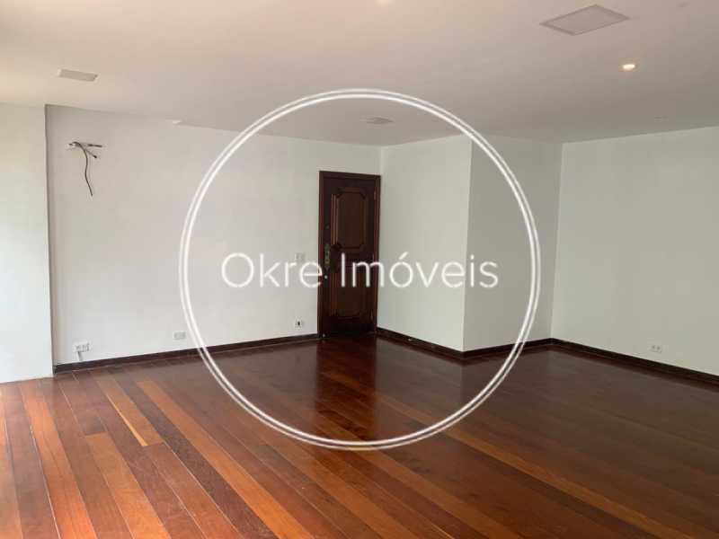 a7b6b0bd-d783-4420-9d82-fadfe4 - 3