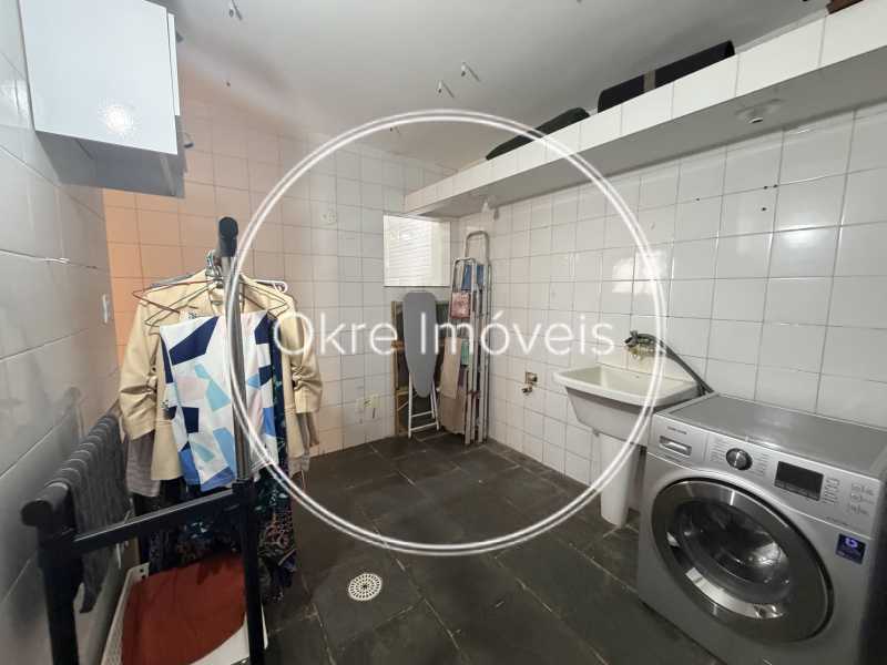 3F86A03D-5B15-4AD0-88BD-392247 - 23