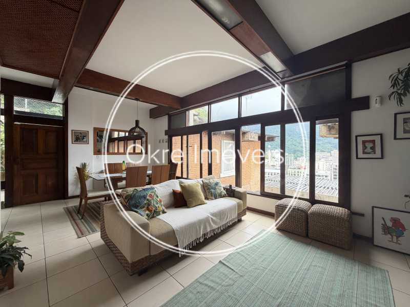 5D94AB3F-75B7-4CE8-8FD2-7F6143 - 1