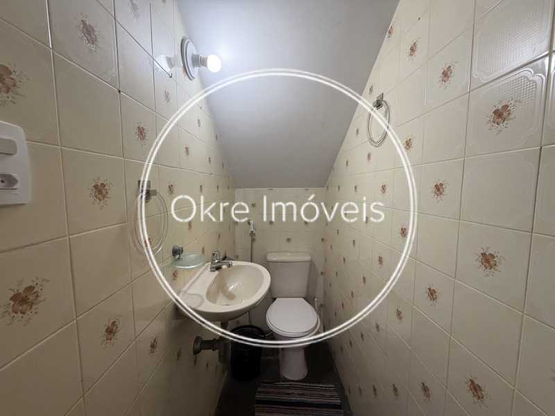 03089661-CD81-48D4-9947-66A5D8 - 21