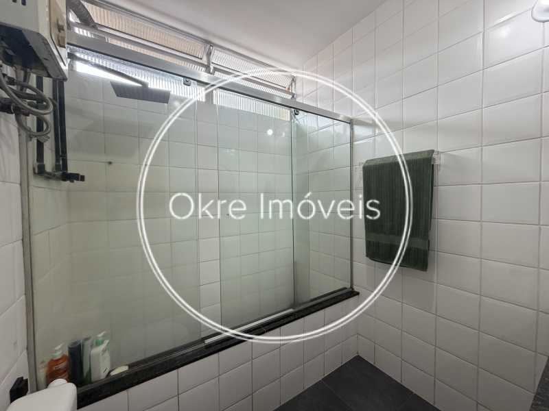 F39A2ECC-4BCF-469A-BA17-2A397F - 28