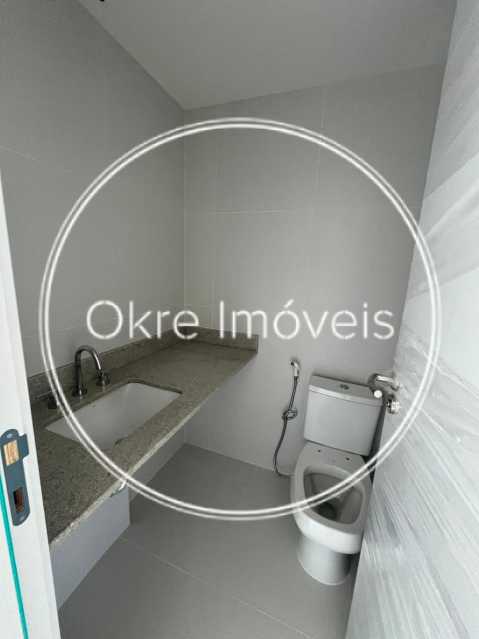 b3d5742e65878f0d017_01 7 - 13