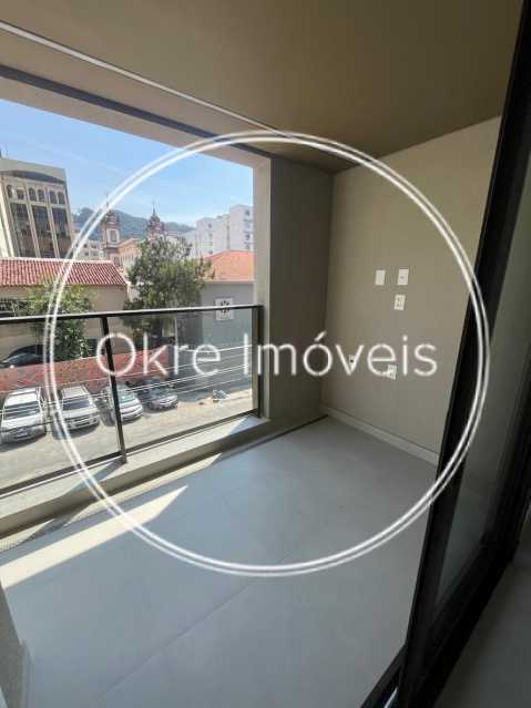 8586b8d30f3b94b9013_01 3 - 17