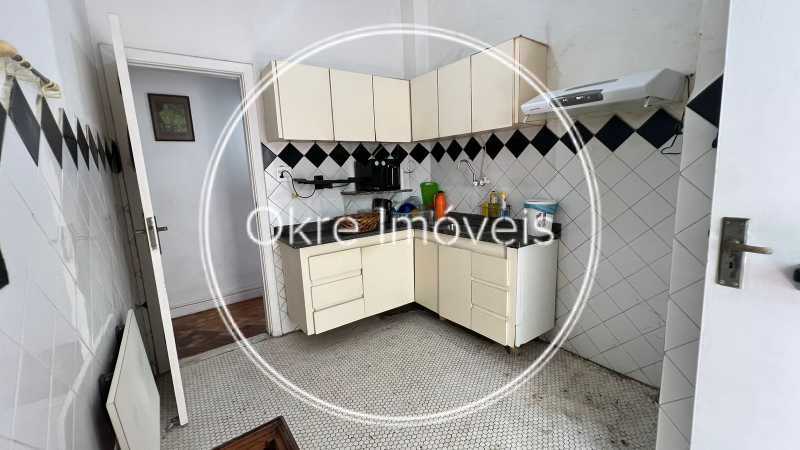 051f9df4-b3ca-4cd8-8162-485611 - 22