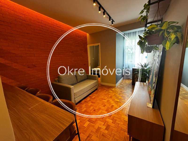 a070c653-3c80-49d8-8bdb-6999a6 - 4