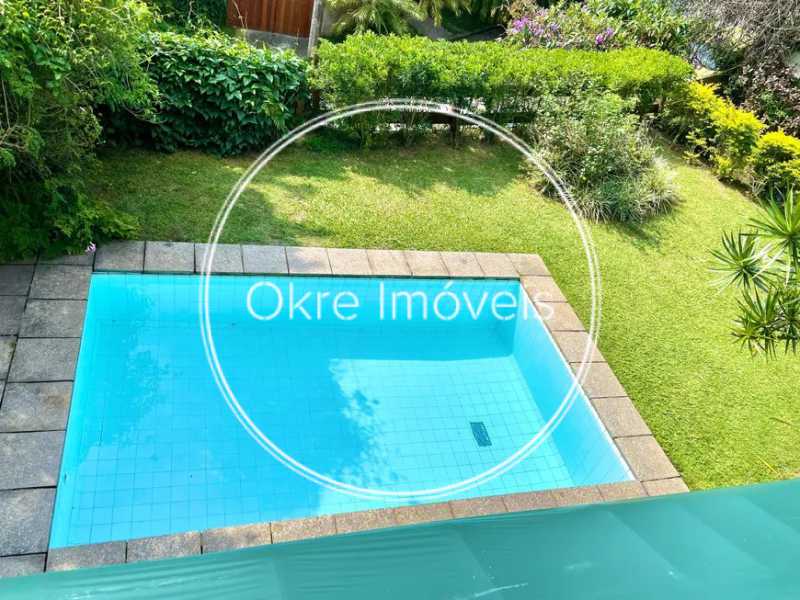 casa-com-4-quartos-a-venda-383 - 7