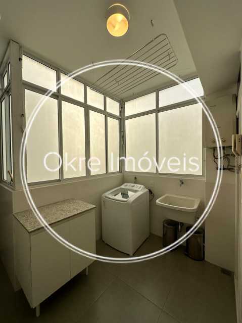 f0210a98-362f-43e3-8336-d962de - 34