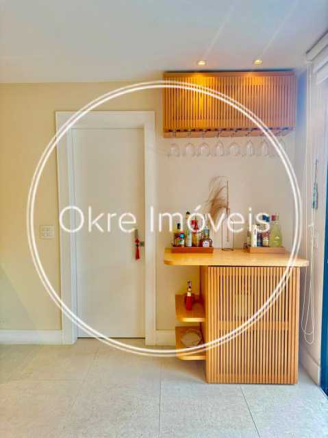 b60c2abe-4c4b-4407-8f91-4bb380 - 16