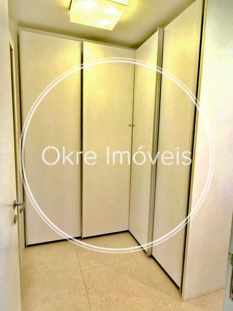 f524c2b4-9c01-473e-90af-a0db93 - 33