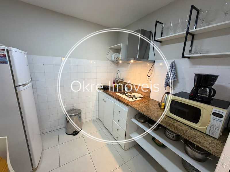 647950cb-4350-4c07-b9d8-ff17c2 - 20