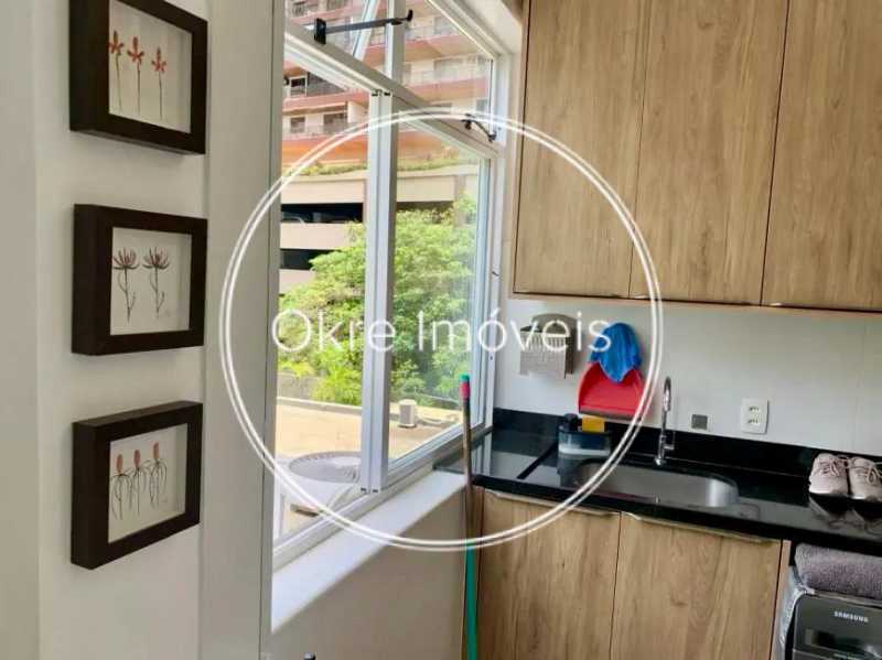 1e5190f2-6ae3-4ba2-a448-b56d10 - 25