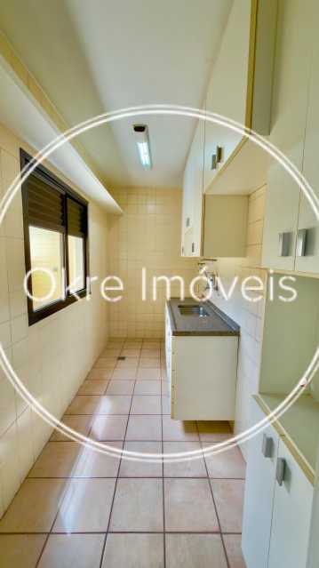 Cozinha de apoio - 2º Pav - 28