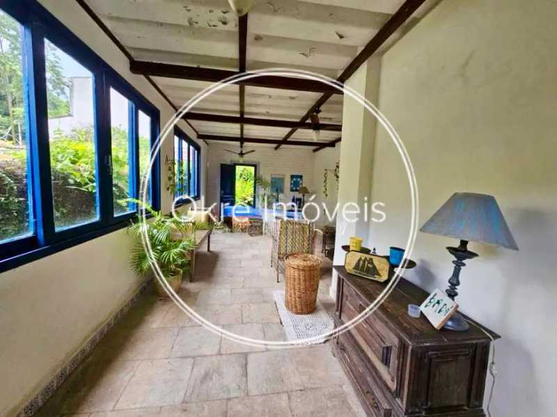 b6a563a6-4afa-4b1e-9929-c9ba0f - 13