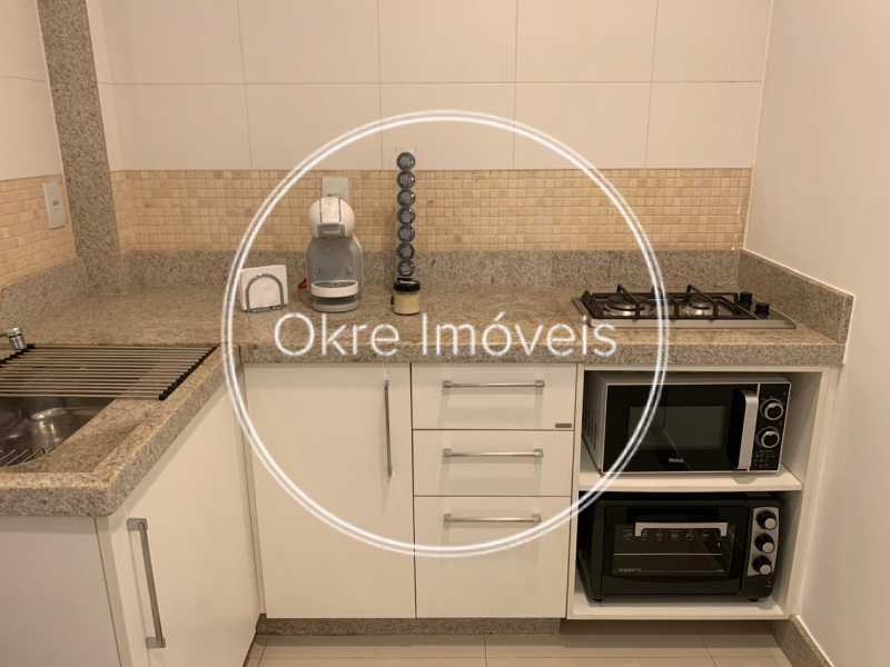 a4de9466-db98-4e74-b02e-e7d325 - 24
