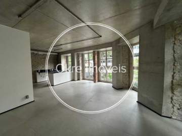 Loft em casa do Século XIX à venda em Botafogo - 59m2 (aceita Airbnb) - BOLO10003