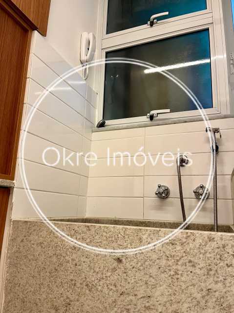 5e52065f-bf9e-4af9-8f4e-52b890 - 23