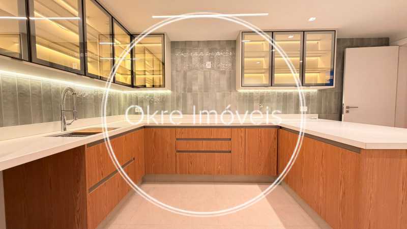 c40e92cf-5ae3-4c39-8879-472ad7 - 33