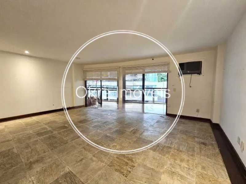 1000797942 - 8
