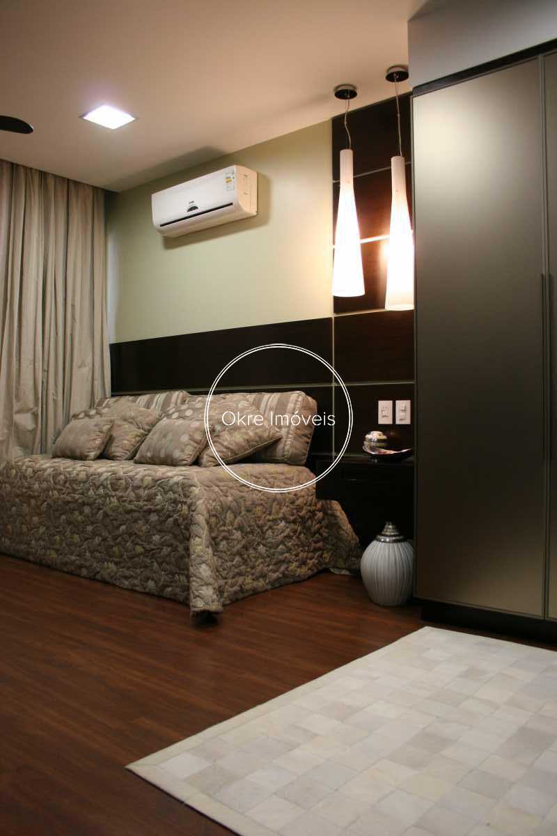 Suite 2 4 - 25