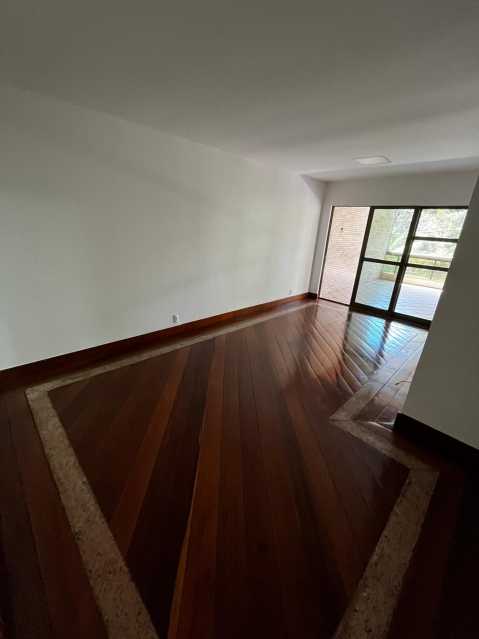 WhatsApp Image 2025-10-06 at 1 - 29