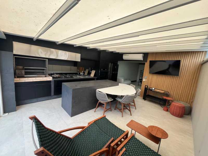 WhatsApp Image 2025-10-14 at 1 - 2