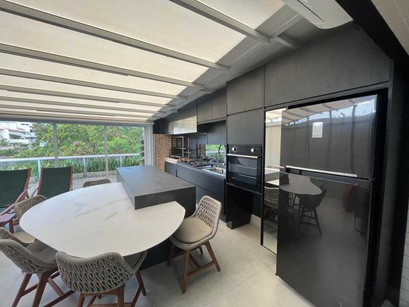 WhatsApp Image 2025-10-14 at 1 - 6