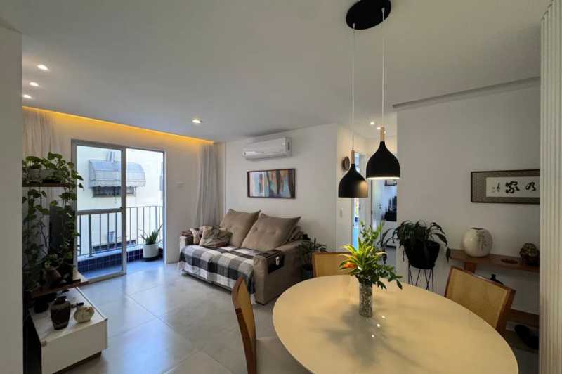 Conheça Sala 4 do imóvel - Apartamento, 3 quartos (2 suítes), frente, Gleba A do Recreio, varanda, cozinha e sala! - REAP30999 - 2 Sala 4 - 2
