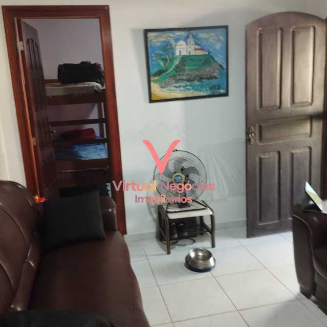 SALA - 8