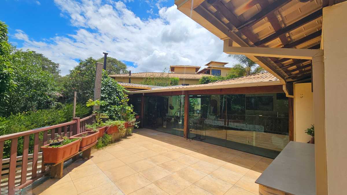 20251208_1054271 1 - 7