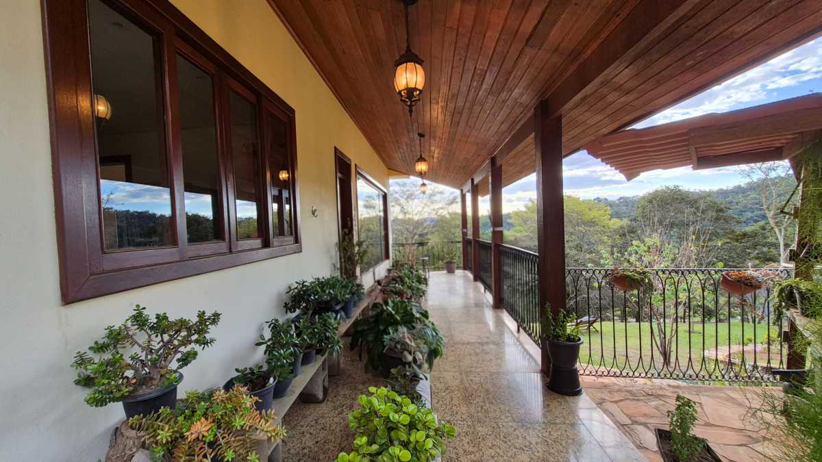 Conheça Sin título 17 de 24 do imóvel - Luxuosa Casa em Condomínio Paragem do Tripuí - Ouro Preto - MBCN40009 - 8 Sin título 17 de 24 - 8