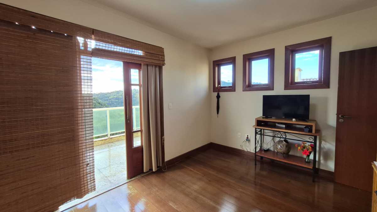 Conheça Sin título 10 de 24 do imóvel - Luxuosa Casa em Condomínio Paragem do Tripuí - Ouro Preto - MBCN40009 - 17 Sin título 10 de 24 - 17