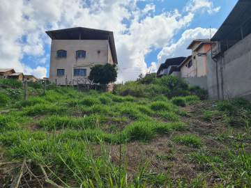 Lote apenas 10 minutos apé do Centro de Cachoeira do Campo. - MBLT00039