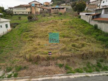Raridade: Lote com leve aclive em Cachoeira do Campo. - MBLT00040