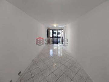 Apartamento triplex no Flamengo - LAAP22156