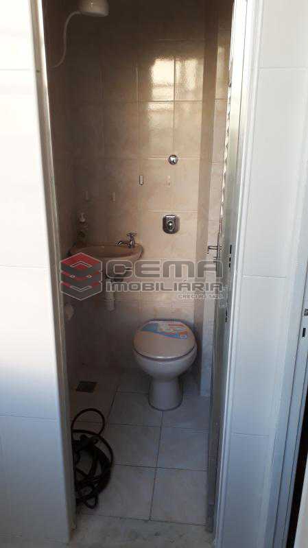 Banheiro de Serviço - 22