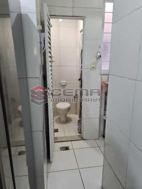 Banheiro de serviço - 27