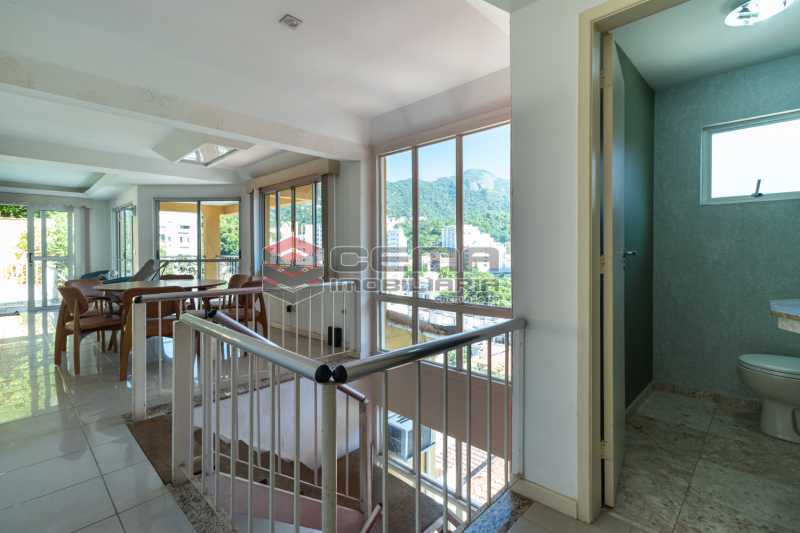 Sala - 9