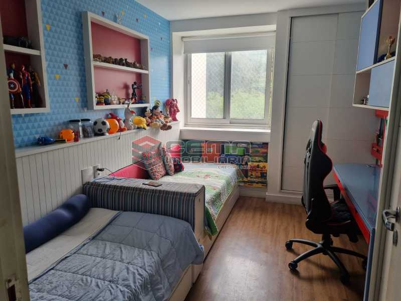Quarto - 10