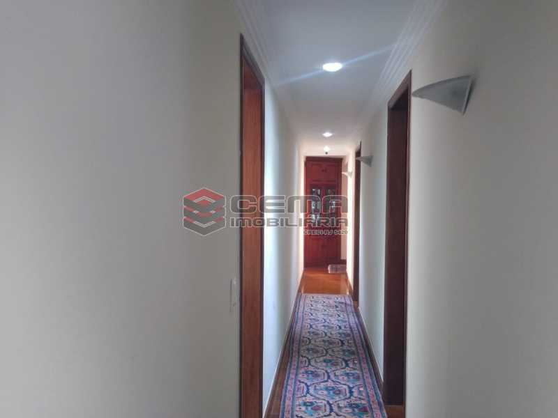 Corredor - 21