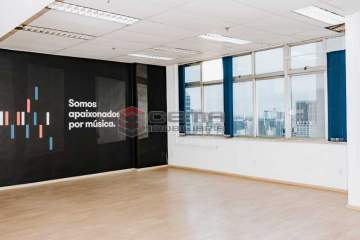 Cobertura Comercial para alugar Centro RJ - R$ 9.000 - LACB00005