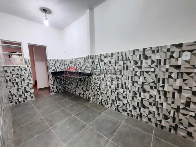Lar240410_31 - 25