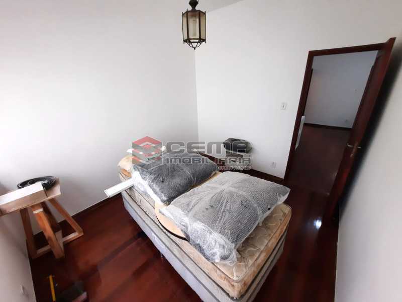 Lar240410_10 - 19