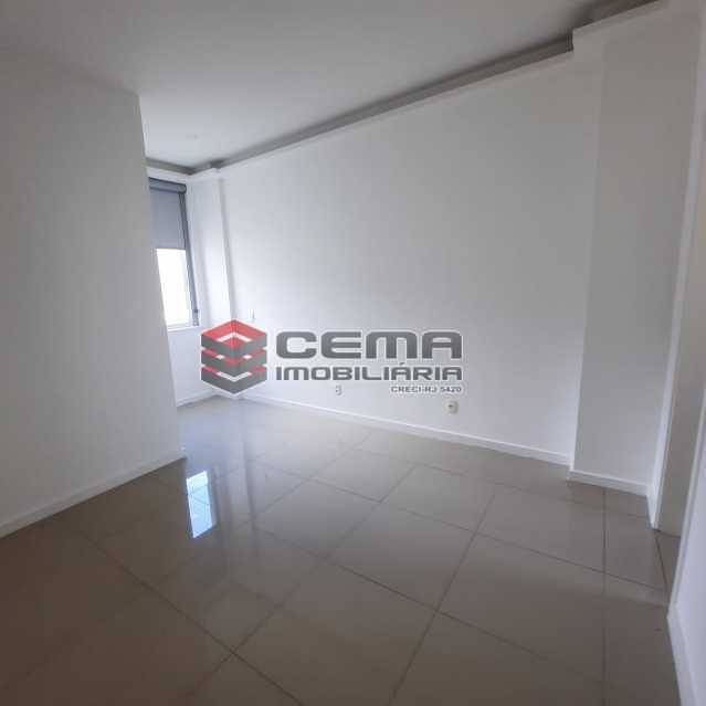 24260_G1641436992 - 11