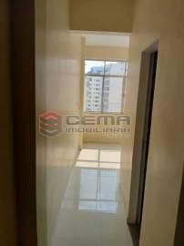 Kitnet/Conjugado 18m² à venda Centro RJ - R$ 210.000 - LAKI10778