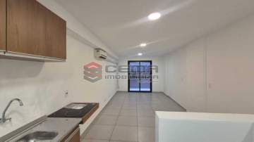 Kitnet/Conjugado 32m² para alugar Centro RJ - R$ 1.800 - LAKI01599