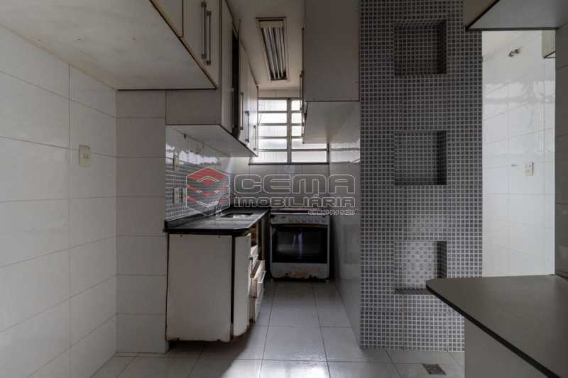 fe52d86d-22be-43e3-9843-721237 - 28