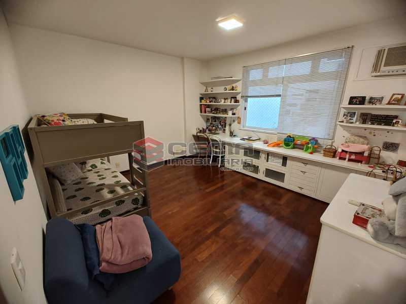 quarto netos - 22
