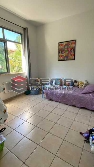 30239_G1756918424 - 12
