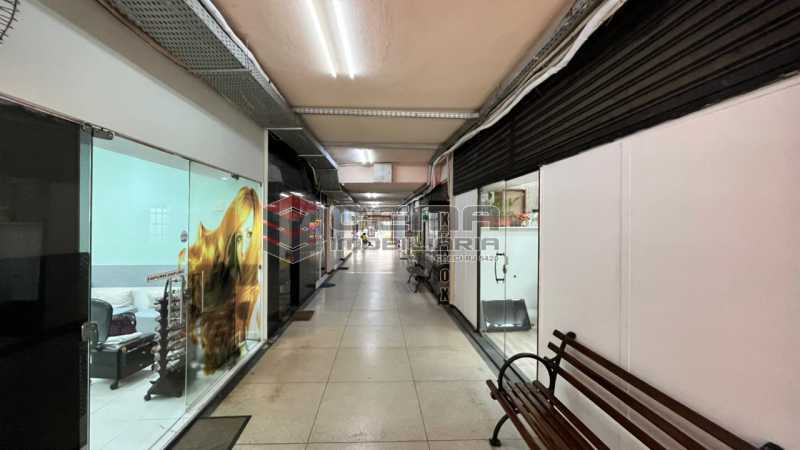 interno galeria_edited - 2